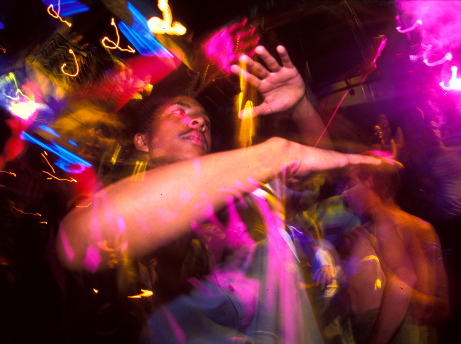 gu_music_crowd2
